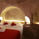 Cappadocia Nar Cave House & Swimming Pool 3* ネヴシェヒル