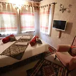 ホテル Cappadocia Nar Cave House & Swimming Pool 3*