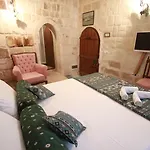 ホテル Cappadocia Nar Cave House & Swimming Pool 3*