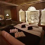 ホテル Cappadocia Nar Cave House & Swimming Pool 3*