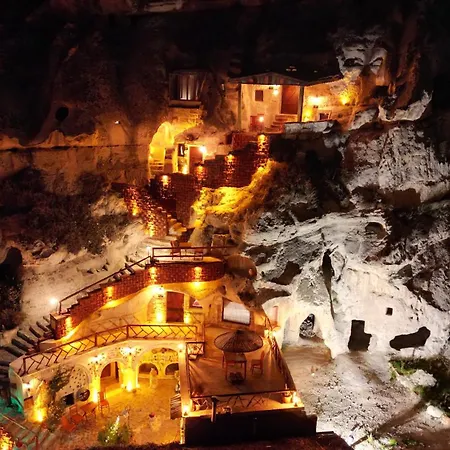 酒店 Cappadocia Nar Cave House & Swimming Pool 内夫谢希尔