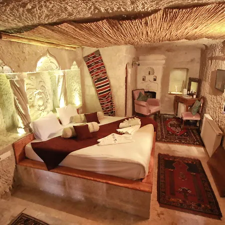 Cappadocia Nar Cave House & Swimming Pool 3*