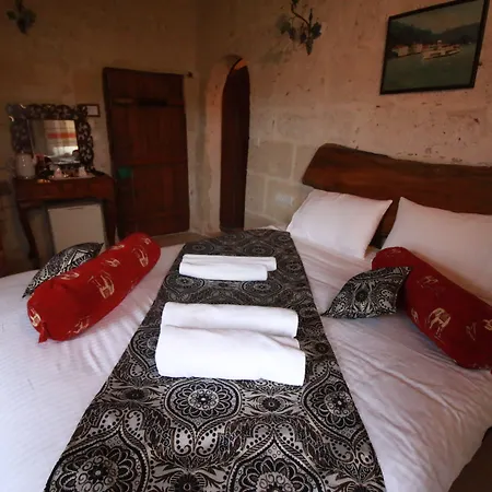 Cappadocia Nar Cave House & Swimming Pool 3*