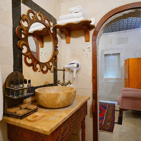 Cappadocia Nar Cave House & Swimming Pool 3*