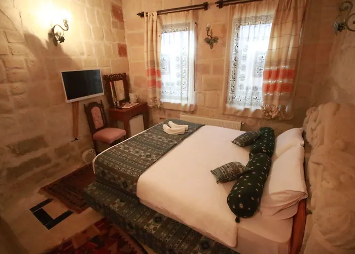 酒店 Cappadocia Nar Cave House & Swimming Pool