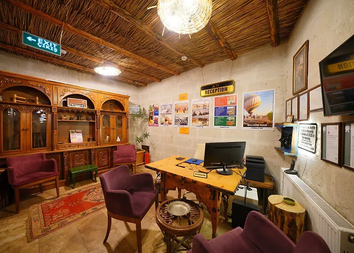 Cappadocia Nar Cave House & Swimming Pool 酒店 3*