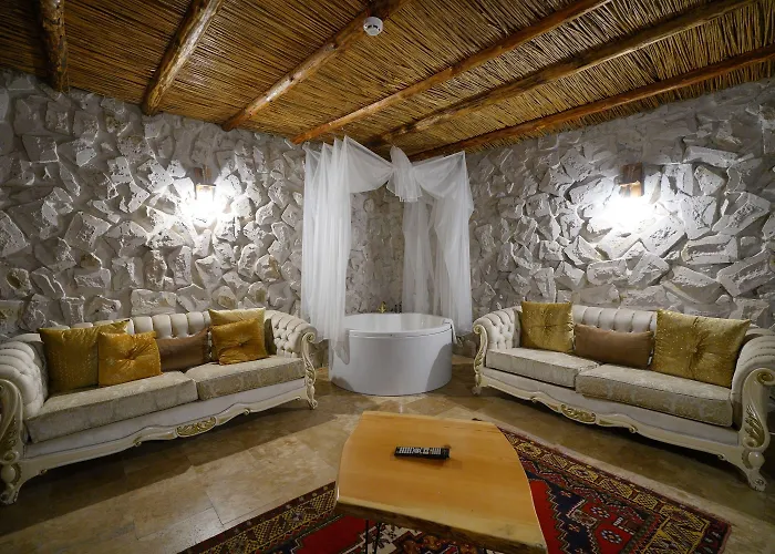 酒店 Cappadocia Nar Cave House & Swimming Pool 内夫谢希尔